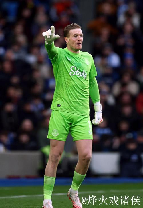 皮克福德近4季第3次获月最佳扑救,与奥纳纳并列同期最多 皮克福德近4季第3次获月最佳扑救,与奥纳纳并列同期最多