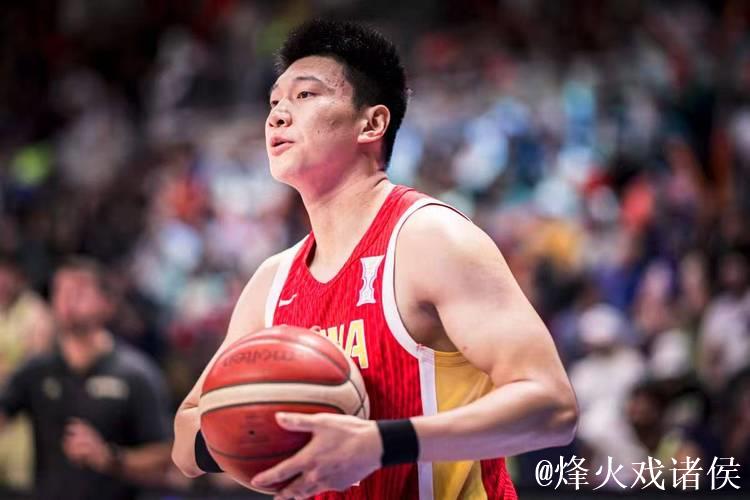 宋翔:赵睿与球队的合练非常少,周琦&雷蒙依然处于疲劳状态 宋翔:赵睿与球队的合练非常少,周琦&雷蒙依然处于疲劳状态